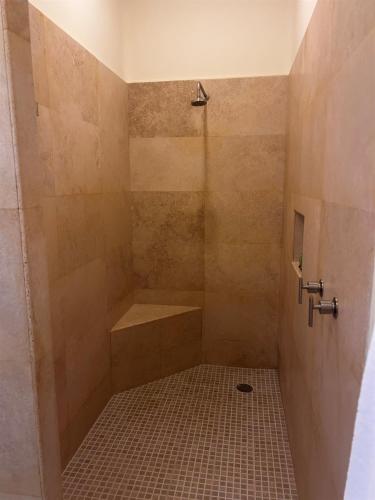 Fabulous Studio Suite in Chano