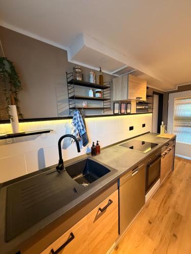 Stylish 58 sqm apartment with sauna, close to the city & train station in Unna