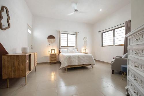 Private Pool, Beach Access 3BR Sleeps 6 in Chuburná
