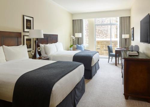 Deluxe Queen Room with Two Queen Beds with Courtyard View