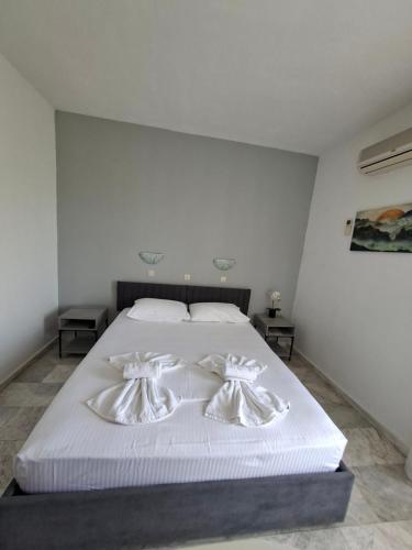 1 double bed
