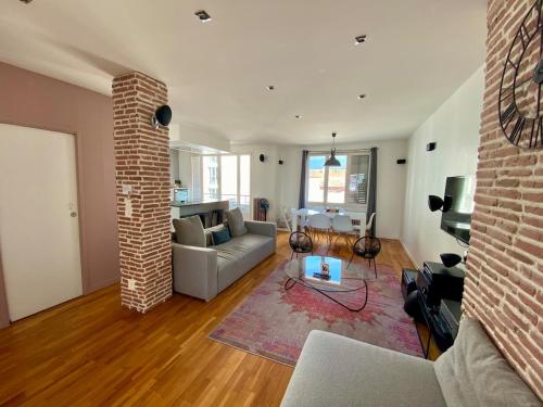 Le Jane : Centre ville, Garage, Balcon