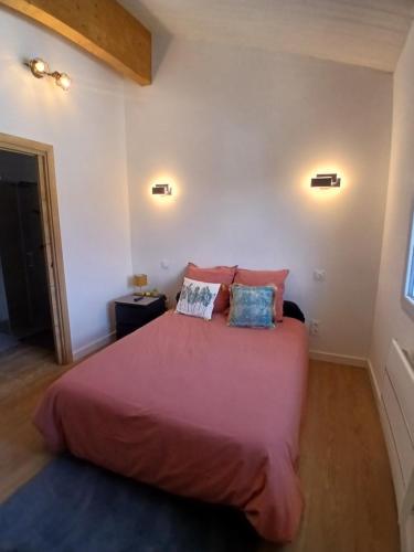 chambre avec salle de bain privative in Hendaye