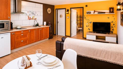 Apartamentos El Guardavinas - Ábalos