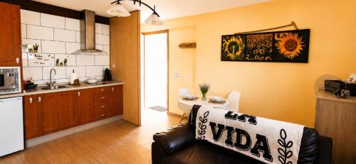 Konyha, Apartamentos El Guardaviñas (Apartamentos El Guardavinas) in Abalos
