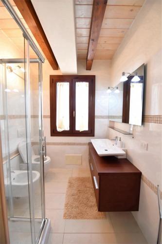 Boutique House 3