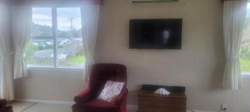 Home away from Home in Paeroja