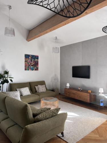 Loft tout confort 120m2 vue église, proche plages et commerces
