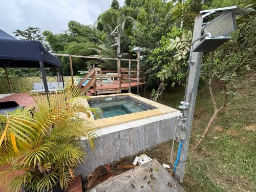 Karstais baseins, Kaz Gwayav Dous in Gros-Morne