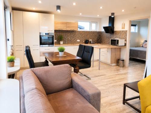 Seaside Stay next to International Airport in Sandgerdi