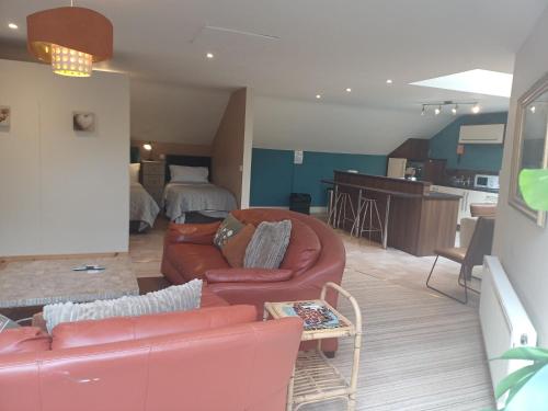 Ethan House Holiday Suites 3