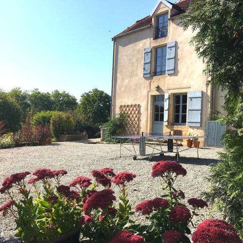 Charming house, tennis, ping-pong, Burgundy in Beaulieu (Burgundy)