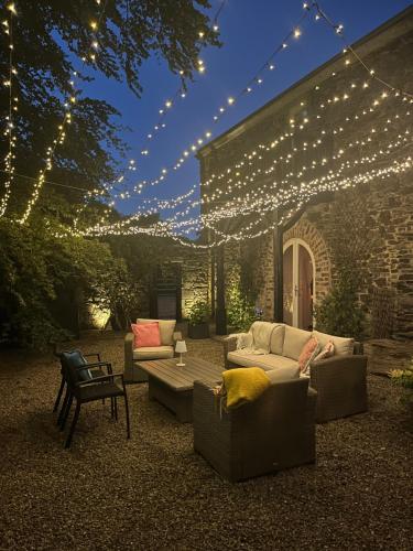 Iekārtas, Woodstock Courtyard in Inistioge