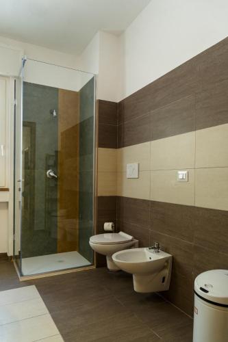 Bathroom, The Palms in Liberta