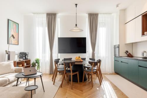 Stunning Brand New 4BR 4BATH Center-Vatican