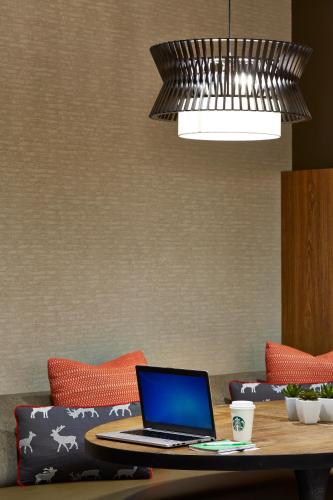 Courtyard by Marriott Lake George - image 10