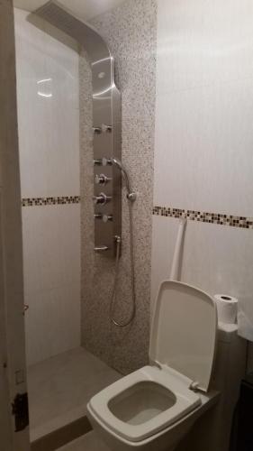 Sabana Grande - Metro - 2 Bedrooms - Wi-Fi - 24-hour water in Parroquia El Recreo