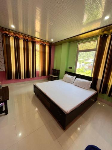 Hotel Manimahesh Bharmour in Brahmaura