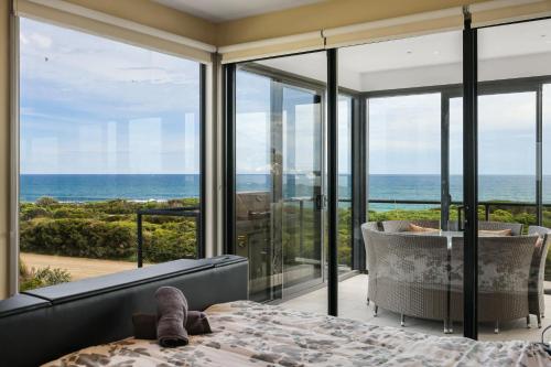 Amazing Ocean Views with Spa – khách sạn tại Sunderland Bay