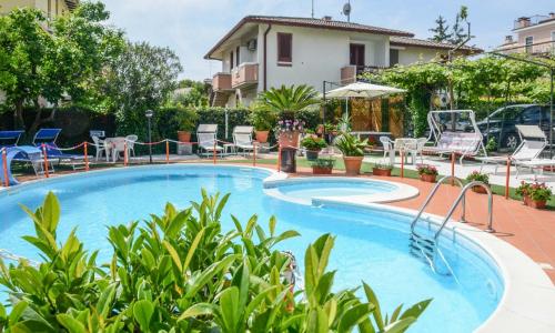 Hotel Benaco 2