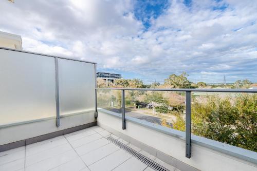 The Yarraville Retreat - Parking, Wifi & Balcony in 亞拉維爾