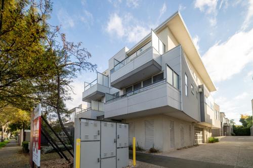 The Yarraville Retreat - Parking, Wifi & Balcony in 亞拉維爾