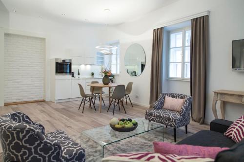 Smile Apartments zum Goldenen Hirschen 2