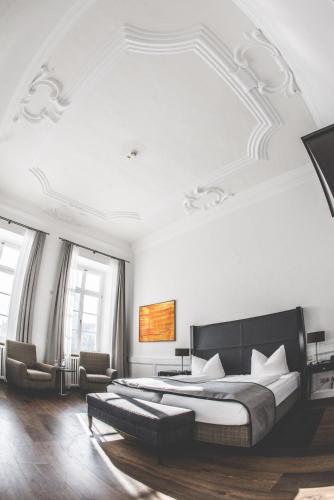 Hotel Münchner Hof Room Type - Comfort Double Room