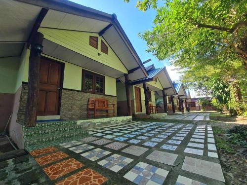 Khemthong Resort 9 in Pak Meng Beach