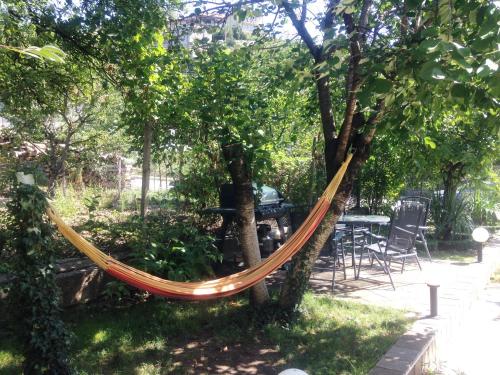Guest House Detelina - image 4