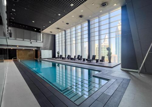 Allsopp and Allsopp - 1-Bedroom Apartment in Index Tower DIFC - image 11