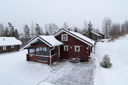 One-Bedroom Cottage with Sauna (Karhunpesä)