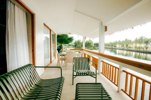 View, Golden Sands Destination Resorts in Daanbantayan
