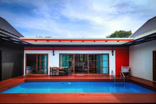 Piscina, Pool Villa Baan Suan Phrom Khiri in Phrom Khiri