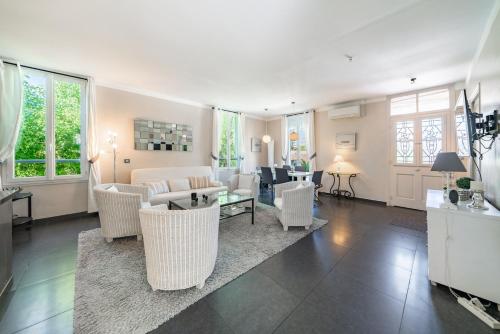 Le Fenelon 2 BDR Terrace