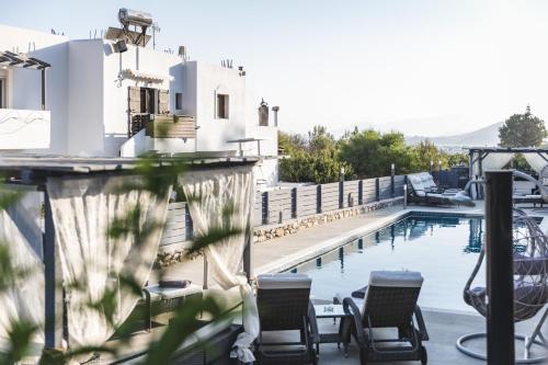 Peldbaseins, Villa Parisi Naxos Deluxe in Agkidia