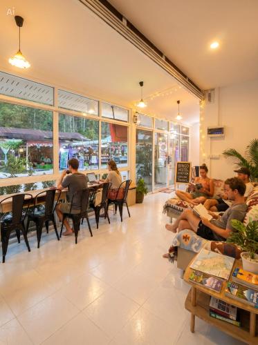 A szálláshely kívülről, Bingo Hostel Khao Sok in Khao Sok