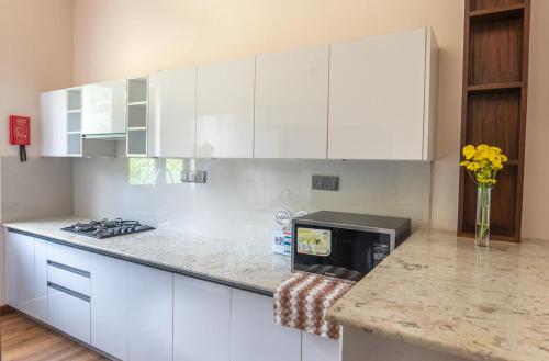 Beverly Hills Retreat in Deniyaya