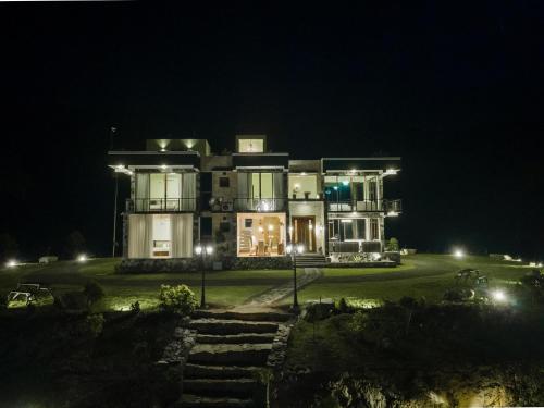 Beverly Hills Retreat in Deniyaya