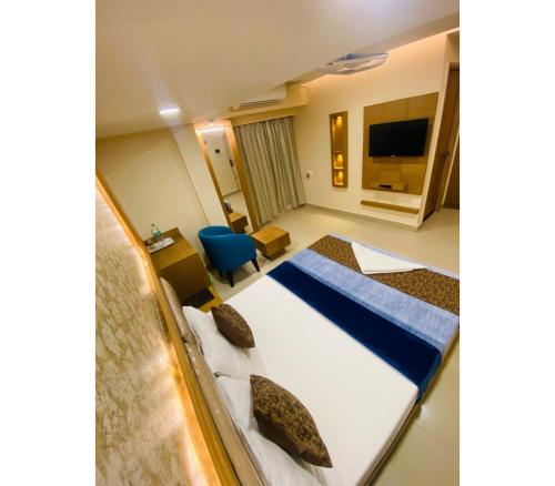 Family & Comfort stay - Main Bazar New Delhi photo 2