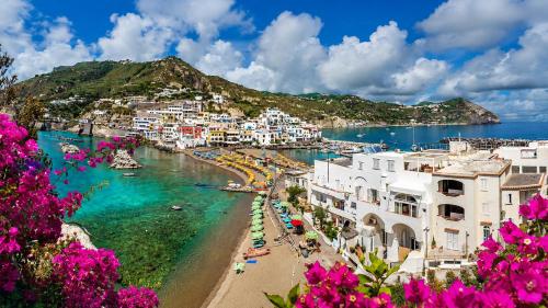 MARE NOSTRUM - Beachfront House with Sea View - 2 Bedrooms - Sant'Angelo Ischia, Isquia