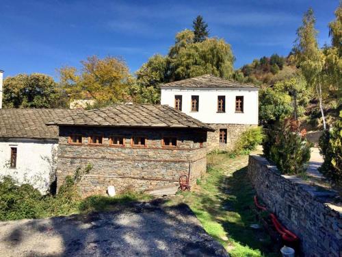 Kruchma Bratyata Guest House - image 5