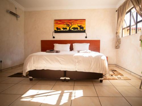 Tswingwana Guest Lodge in Westonaria