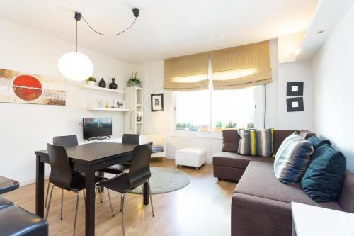 Cozy Eixample Getaway