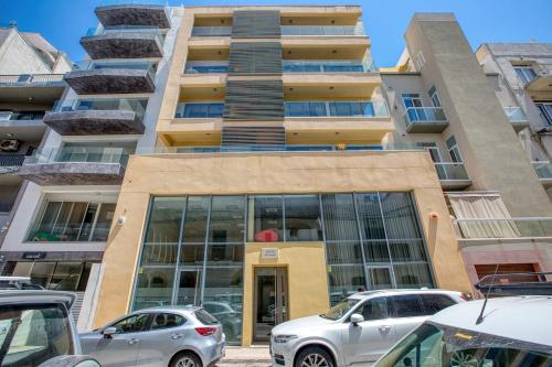 4 Bedroom House in Sliema – khách sạn tại Khac