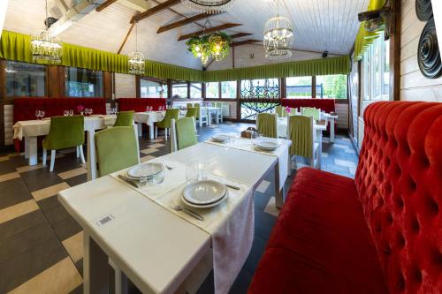 Restaurante, Hotel Restaurant Vizit in Truskavets