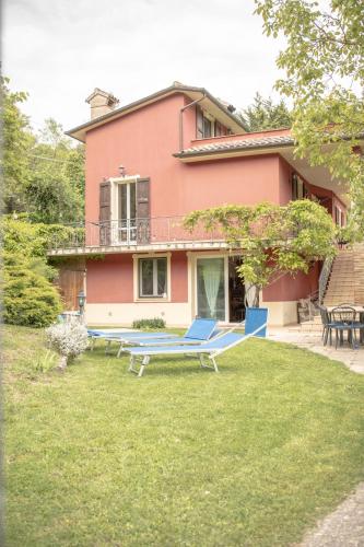 Villa Patty villa con piscina e camino nelle Marche in Apecchio