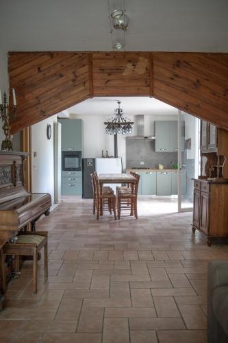 Villa Patty villa con piscina e camino nelle Marche in Apecchio