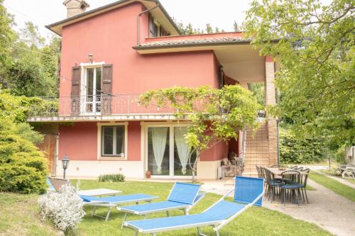 Villa Patty villa con piscina e camino nelle Marche in Apecchio