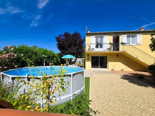 Peldbaseins, Le Balcon de Cournon, piscine, jardin, clim à 15 min de plages (Le Balcon de Cournon, piscine, jardin, clim a 15 min de plages) in Cournonterral